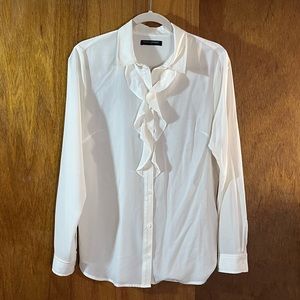 BANANA REPUBLIC Cream Blouse w Ruffle Front Sz M